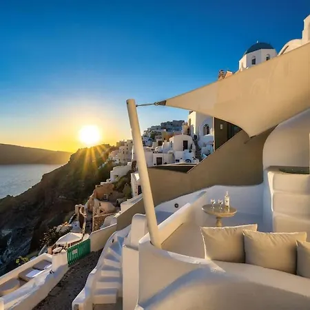 Seacrest Villa-volcano View Oia (Santorini)