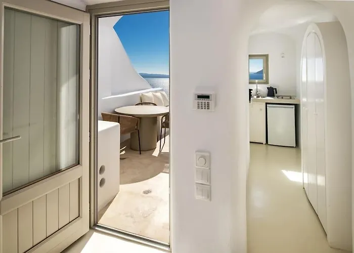 Seacrest Villa-volcano View Oia (Santorini)