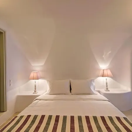 Seacrest Villa-volcano View 펜션 이아